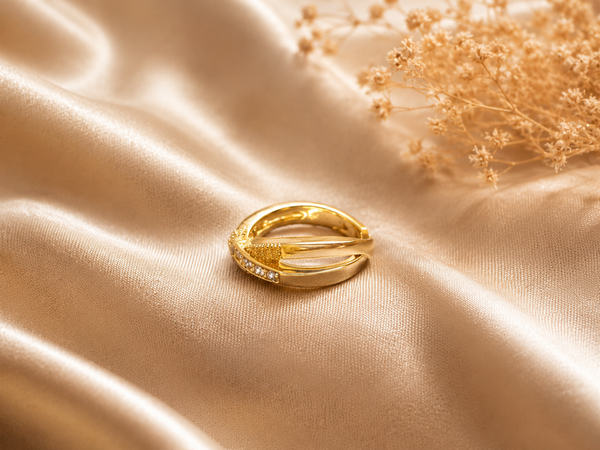 The Knot Ring